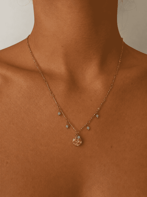 Collier Alina