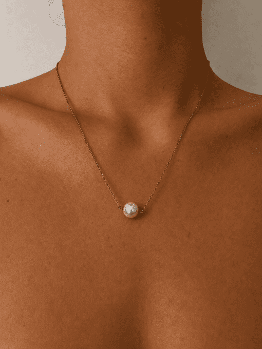 Collier Jenny